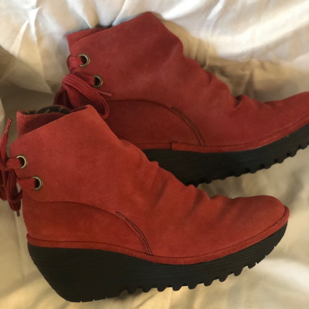 Extremely rare, Fly London Yama in red suede.
